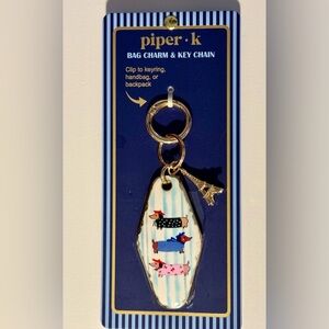 🎄Dachshund Keychain with Eiffel Tower Charm
